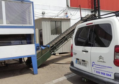INSTALACION DE LINEA PARA MAQUINARIA EN MOLINO (CARMONA)